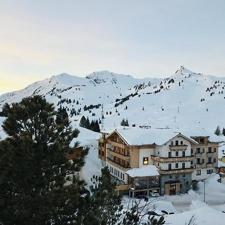 Hotel Alpenland Обертауерн Екстер'єр фото