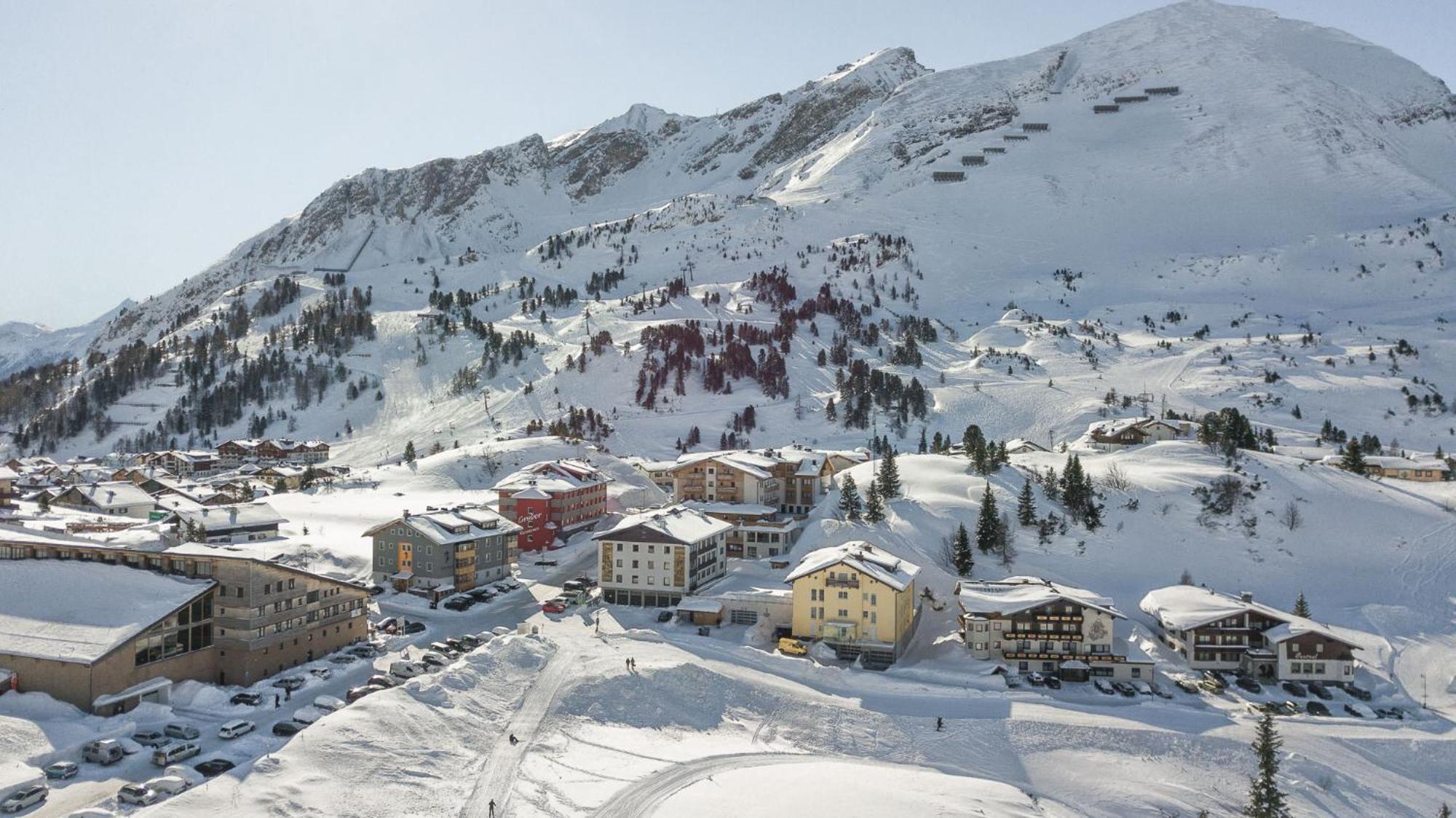 Hotel Alpenland Обертауерн Екстер'єр фото